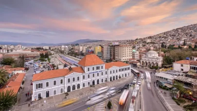 Uzmanlardan Korkutan Uyarı: Basmane Semti Su Baskınlarına Karşı Tehdit Altında!