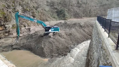 Trabzon’da taşkın riskine karşı dere ıslahı çalışması