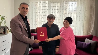 İzmit Belediyesi, Kıbrıs Gazilerini Ziyaret Etti: Vatanseverlikleri Unutulmadı