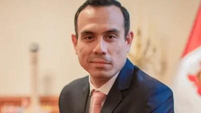 Peru'da Şok Gelişme: Devlet Başkanı Görevden Alındı!