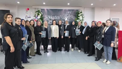 Köklerden Geleceğe Kadın Kolları Teşkilat Çalıştayı Arhavi’de Gerçekleştirildi