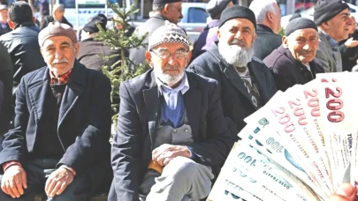 Emeklilere Büyük Müjde: Hükümetten Yeni Ekonomik Destek Paketleri Geliyor!