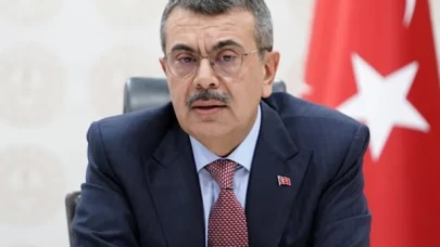 Bakan Tekin, Türk Eğitim-Sen'in 8. Olağan Genel Kurulu'na Destek Verdi