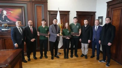 İyidere MTAL Bölge Birincisi Oldu, Kaymakamdan Anlamlı Hediye