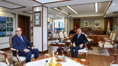 Vali Baydaş’tan Cezaevi Müdürü Kurt’a Hayırlı Olsun Ziyareti