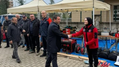 Yomra’da Afetlerde Akreditasyona Hazırız Projesi Kapanış Programı Gerçekleştirildi