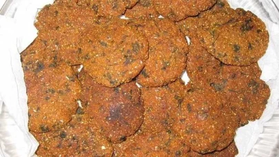 Rize Mutfağının Lezzeti: Hamsi Çığırtası Sofraları Süslemeye Devam Ediyor