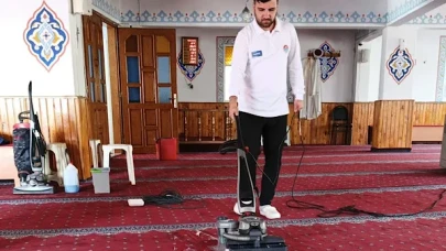 Maltepe'de Camiler ve İbadethaneler İçin Temizlik Seferberliği Başlatıldı