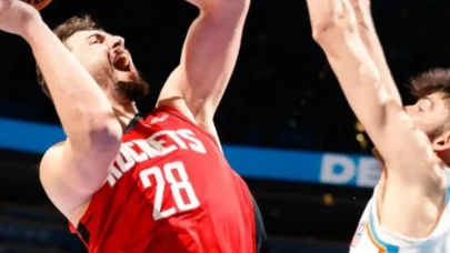 Alperen Şengün, kariyerinde 10. kez "triple double" yaptı.