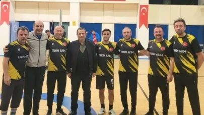 ŞÖNİM Futsal Takımı, Yomra'yı 5-3 yenerek çeyrek finale yükseldi