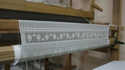 Rize Bezi (Feretiko) Nedir? Rize’nin 100 Yıllık Dokuma Mirası Yeniden Değer Kazanıyor