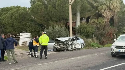 Manisa’da refüjü aşan otomobil dehşet saçtı: İki ölü, 4 yaralı