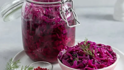 Mor Lahana Turşusu Nasıl Yapılır? Evde Kıtır Mor Lahana Turşusu Tarifi