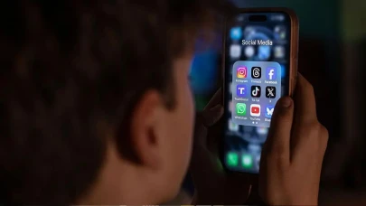 Polonya'da dikkat çeken anket: Halkın çoğunluğu sosyal medya kısıtlaması istiyor