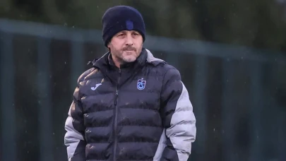 Trabzonspor'dan taraftarlara stadyum uyarısı: 'Toplu taşıma tercih edin, Passolig kartı ile giriş yasak!'