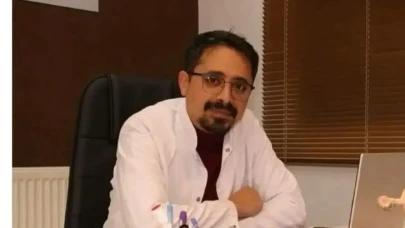 🚨 EMRULLAH AKYÜZ KİMDİR? Görevden Alındı mı, İddialar Doğru mu? İşte Son Durum