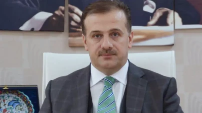 "Prof. Dr. Kemal Şamlıoğlu, Ardeşen’de ‘Değişen Dünya, Dönüşen İnsan’ Konferansıyla Farkındalık Yaratacak"