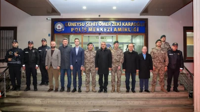 Vali Baydaş, Özel Harekât Polisleriyle Sahurda Buluştu