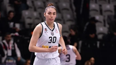 Melek Uzunoğlu Kimdir? Kaç Yaşında, Nereli, Boyu Kaç, Evli mi?