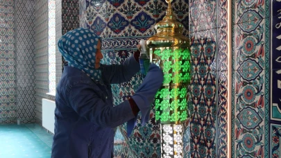 Hopa’da Camilerde Temizlik Seferberliği