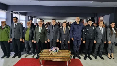 Hemşin'de 12 Mart İstiklal Marşı'nın Kabulü ve Mehmet Akif Ersoy Anma Etkinliği Gerçekleştirildi