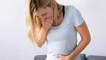Mide Bulantısı Neden Olur? Sürekli Ve Durduk Yere Bulanan Mideye Ne İyi Gelir?