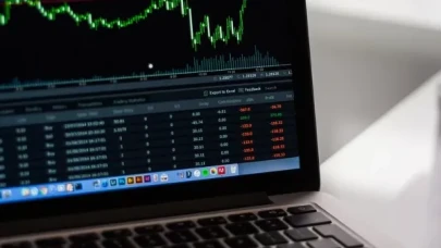 BIST 100 Endeksi'nde Belirsizlik Hâkimiyetini Koruyor!