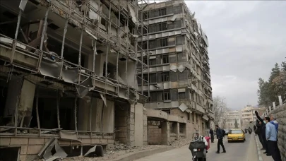 ABD-İsrail'in İran'da sivil yerleşim yerlerine saldırısında 12 kişi öldü, 112 kişi yaralandı