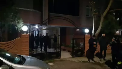Evinde boğazı kesilen kadının cinay*t şüphelisi komşusu çıktı