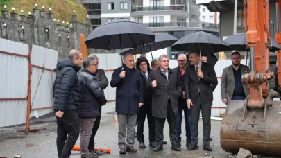 Rize’de Ulaşım Yatırımları Masaya Yatırıldı: Başkan Rahmi Metin Sahada İncelemelerde Bulundu