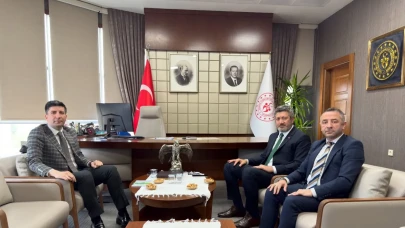 Güneysu’da Spor Yatırımları Masaya Yatırıldı: Yeni Tesisler İçin Yol Haritası Belirlendi