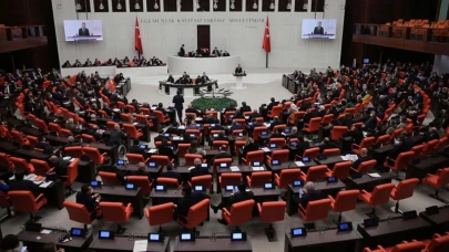 Doğum izni ve sosyal medya: Düzenlemenin 6 maddesi Meclis'ten geçti