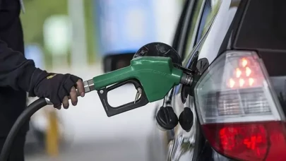 29 Nisan 2026 Tarihli Akaryakıt Fiyatları: Motorine Son Zammın Etkileri ve Benzin Fiyatı!