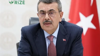 Bakan Tekin, Eğitim Alanında Yenilik: ÖZDE Platformu Tanıtıldı!