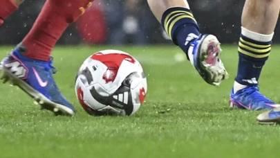 Galatasaray-Fenerbahçe derbisi şifresiz nereden izlenir?