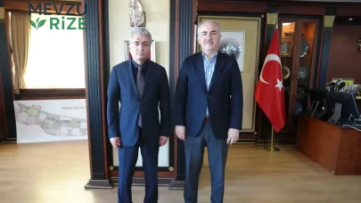 Rize Vali Yardımcısı Murat Öztürk, Başkan Rahmi Metin'i Ziyaret Ederek Veda Etti