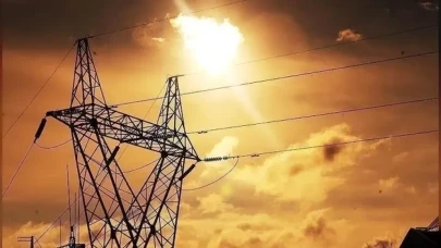 Elektrik Piyasasında Spot Fiyat Değişimleri: Nedenleri ve Güncel Rakamlar Neler?