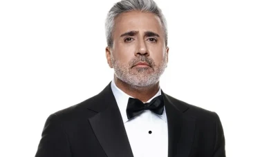 Emrah Kimdir? Yaşamı, Müzik Kariyeri ve Unutulmaz Albümleri