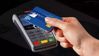 Kredi kartı başvurusunda yeni dönem: 3 şartı karşılamayan alamayacak!