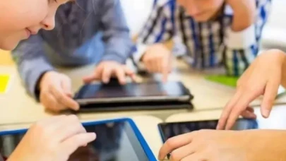 15 Yaş Altı Bireylere Sosyal Medya Kısıtlaması Uygulanıyor mu? Yeni Yasa Ne Zaman Yürürlüğe Girecek?