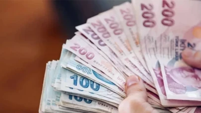 Emekli promosyonunda yarış alevlendi: Bankalar tek tek yeni tutarları açıkladı