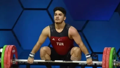 Halterci Muhammed Furkan Özbek Kimdir?