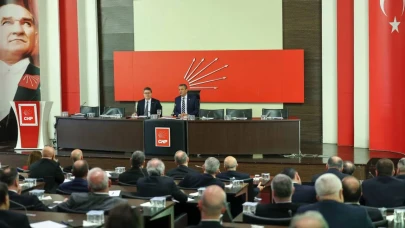 CHP il başkanları Özel başkanlığında 'olağanüstü' toplandı: 81 ilde eş zamanlı açıklama yapılacak