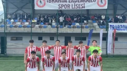 Akçaabatlı Öğrenciler Futbolda Bölge Şampiyonu Oldu