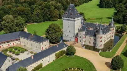 The Traitors şatosu gerçek mi? The Traitors şatosu nerede?