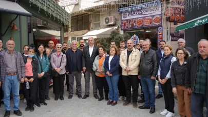 CHP Lideri Özgür Özel, Artvin'de Esnafın Problemlerini Dinleyerek Çözüm Yolları Arıyor!