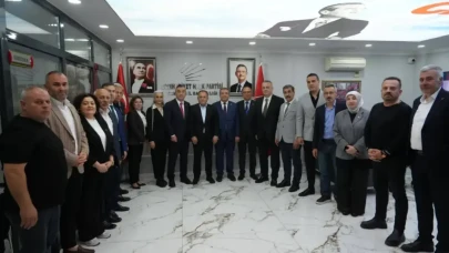 İYİ Parti’den CHP Trabzon İl Başkanlığına bayramlaşma ziyareti