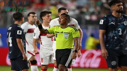 Türkiye-Paraguay Maçının Hakemi Herkesi Şaşırttı! Asıl Mesleği Dikkat Çekti