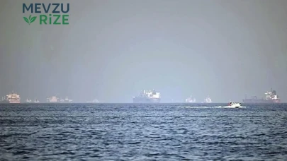 Hürmüz Boğazı'nda Tansiyon Yükseliyor: İran, Üç Tankeri Durdurdu!