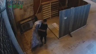 Tarihi Caminin Halısını Çalan Genç Hırsız Yakalandı: Suç Geçmişi Dikkat Çekiyor!